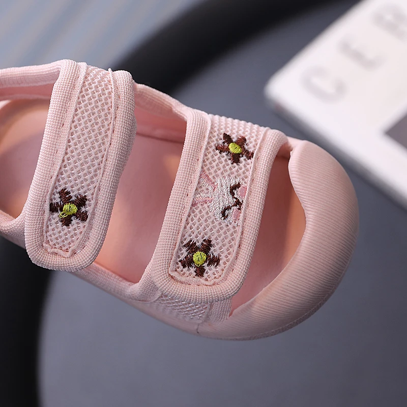 Summer Toddler Sandals – Closed Toe Soft Bottom Shoes for Girls– Closed Toe Soft Bottom Shoes for Girls - Image 5